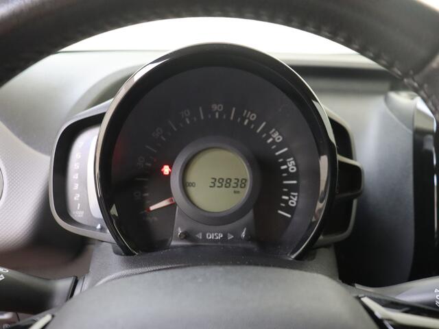 Peugeot 108 1.0 e-VTi Allure | Carplay | Camera | Climate Control |