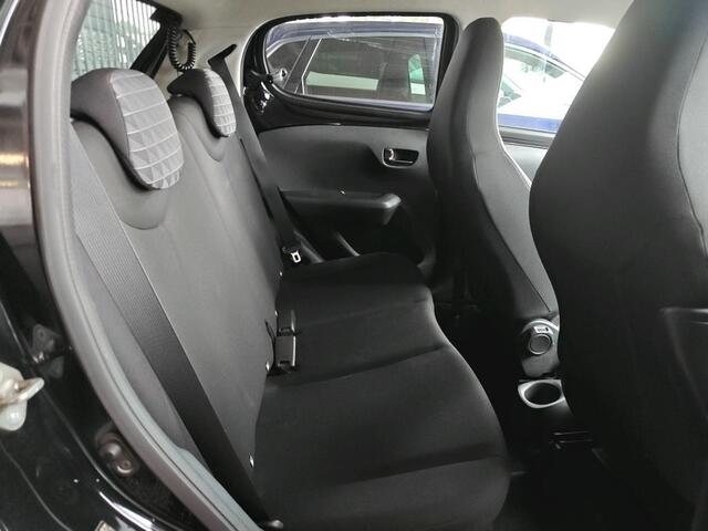 Peugeot 108 1.0 e-VTi Allure ALL-INRIJKLAARPRIJS/Camera/Airco/Apple Carplay/Donker getint glas
