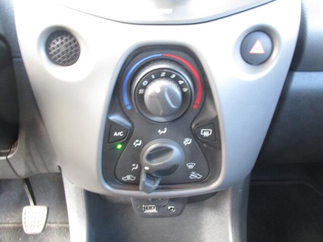 Peugeot 108 1.0 e-VTi Active 5-drs / AIRCO / NW-STAAT / 67dkm