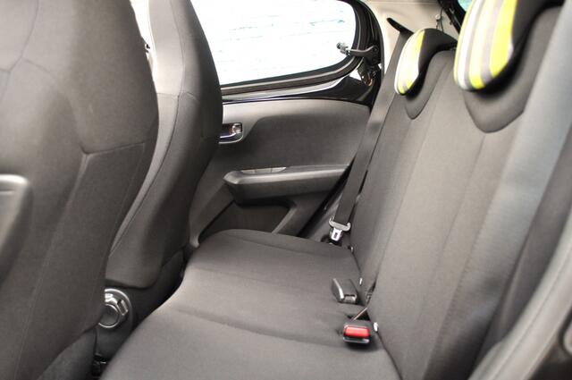 Peugeot 108 1.0 Allure TOP schd. act nav crc