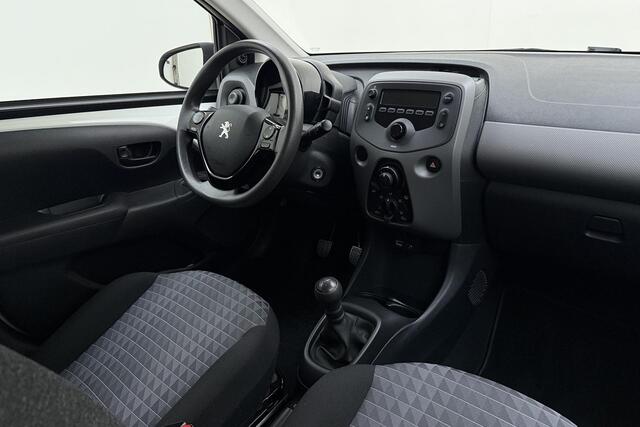 Peugeot 108 1.0 e-VTi 72pk Active 5 deurs | Airconditioning | Elektrische ramen voor | Centrale vergrendeling | DAB + radio met bluetooth