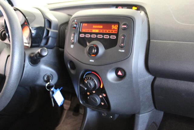 Peugeot 108 1.0 e-VTi Access | Centrale Vergrendeling | LED-Dagrijverlichting | Start-Stop Systeem | Orig. NL