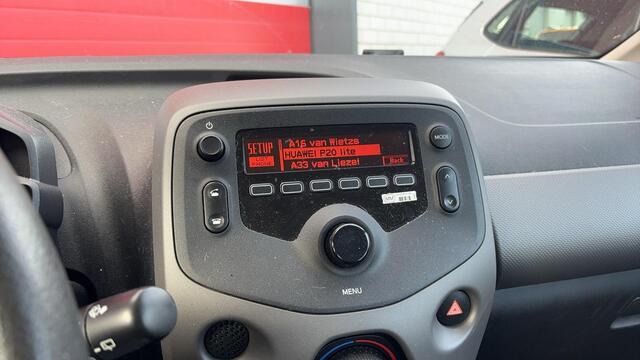 Peugeot 108 1.0 e-VTi Active AIRCO / BLUETOOTH / ELEK RAMEN / NL-AUTO
