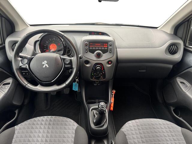 Peugeot 108 5-deurs Active 1.0 e-VTi 72pk | AIRCO | PACK DYNAMIC | EXTRA GETINTE ACHTERRUITEN | RADIO/DAB/USB | BLUETOOTH | MISTLAMPEN | ISOFIX | ELEKTRISCH PAKKET |