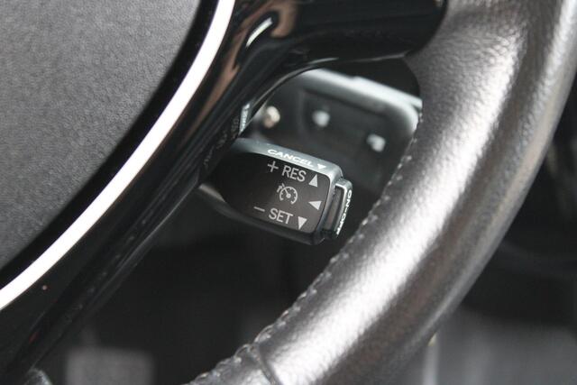 Peugeot 108 1.0 e-VTi Allure camera/Navi/Clima/NL Auto!!