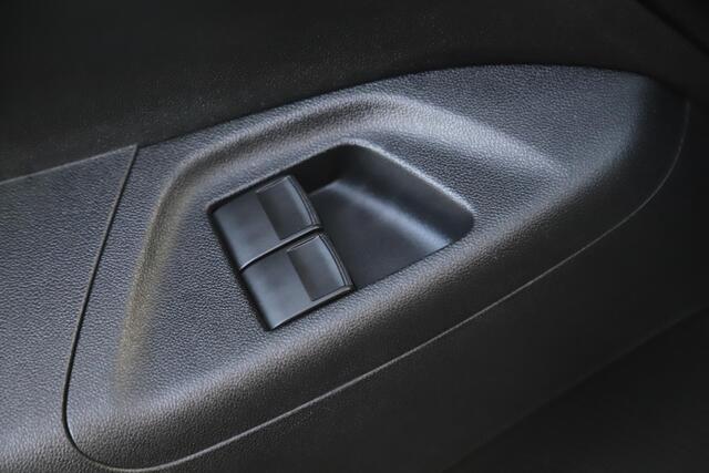 Peugeot 108 1.0 e-VTi Active Automaat Radio Bluetooth Airco LED Elektrische Ramen – foto 10