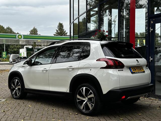 Peugeot 2008 1.2 PureTech GT-line | Navigatie | Panodak | Climate Control | Cruise Control | LM velgen