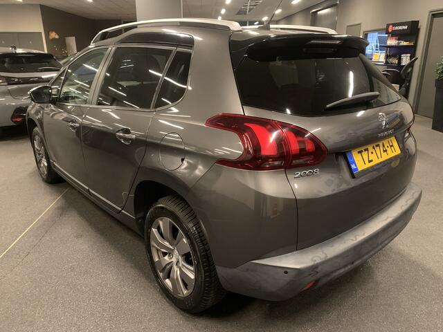 Peugeot 2008 1.2 PureTech Style NAVIGATIE-AIRCO-PARKEERSENSOREN-LICHT METALEN VELGEN