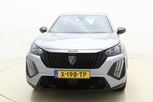 Peugeot 2008 1.2 PureTech 100 Active | Navigatie | Climate control | Camera | Cruise control | Hoge instap | LED Verlichting