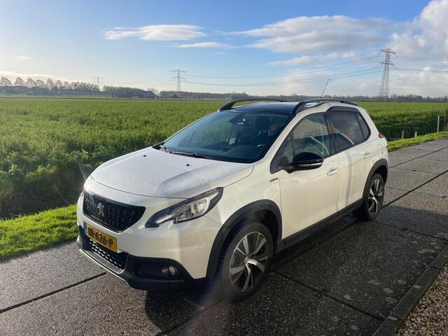 Peugeot 2008 1.2 PureTech GT-line, Panoramadak, Trekhaak