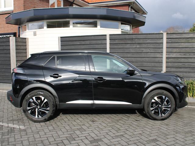 Peugeot 2008 1.2 PureTech 130PK Allure Pack EAT8 Navigatie, Trekhaak afneembaar, Camera Achter, Parkeerhulp achter, Climate Control