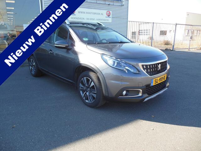 Peugeot 2008 1.2 PureTech Allure staat in Hoogeveen
