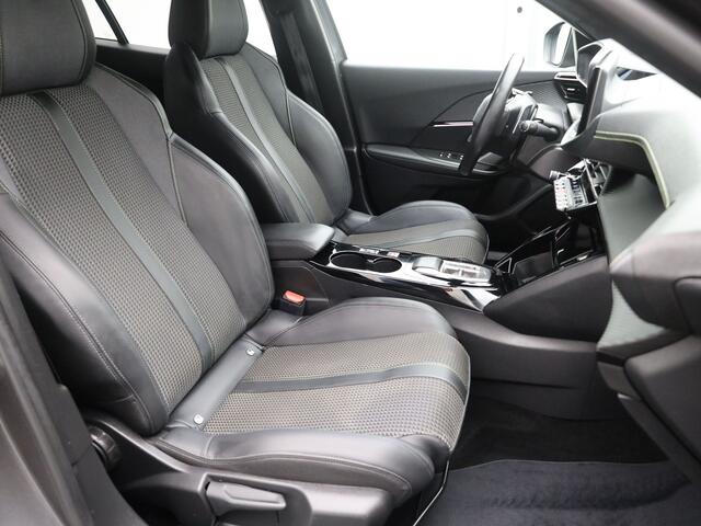 Peugeot 2008 1.2 PureTech 130 PK Automaat GT-Line | CAMERA | CARPLAY