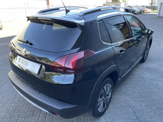 Peugeot 2008 110pk Crossway (Trekhaak - Camera - Automatische Airco - Navigatie - Parkeersensoren - Lichtmetalen velgen)