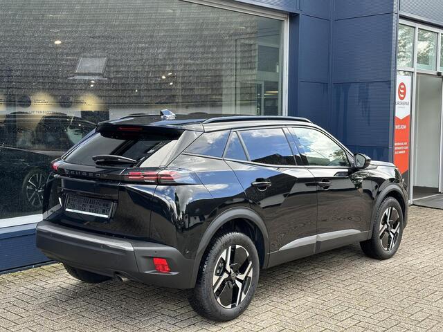 Peugeot 2008 1.2 Turbo 100 PK Allure | Bouwjaar 2025 | Stoelverwarming | Navigatie Via Telefoon | 360 Graden Camera | Keyless Entry /Start | Dode Hoek Detectie | Climate Control | LED Verlichting | Cruise Control Adaptief | 17" Lichtmetalen Velgen | Hoge Zitpositie | 