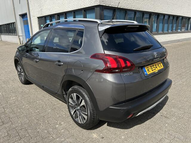 Peugeot 2008 1.2 PureTech Allure afn TRHK NAVI CARPLAY CRUISE.