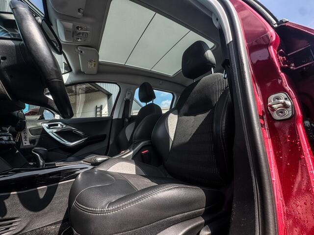Peugeot 2008 1.2 PureTech Allure | Nieuwe Riem! | achteruitrijcamera | All in prijs |