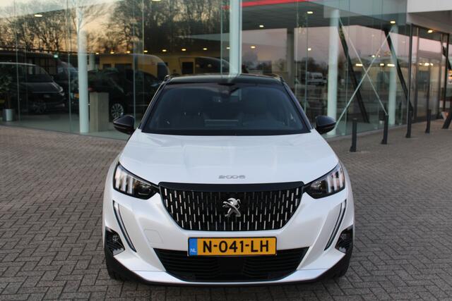 Peugeot 2008 1.2 PureTech GT-Line 130pk - Navigatie - Cruise - Camera - Virtual cockpit - Trekhaak - Rijklaar