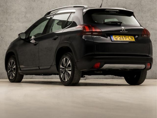 Peugeot 2008 1.2 PureTech Sport Automaat (APPLE CARPLAY, NAVIGATIE, CLIMATE, LEDER, CRUISE, SPORTSTOELEN, PARKEERSENSOREN, CRUISE, NIEUWE APK, NIEUWSTAAT)