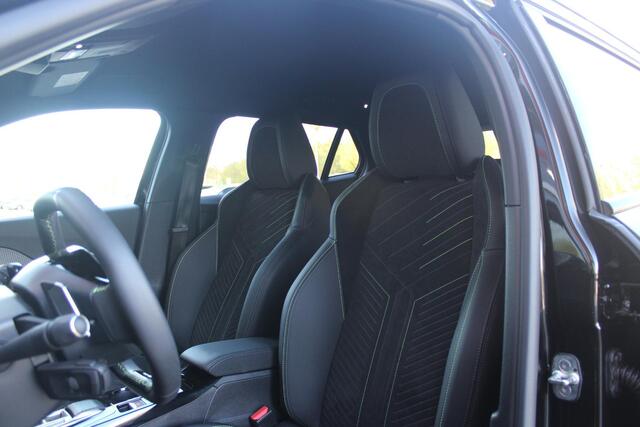 Peugeot 2008 1.2 130PK AUTOMAAT GT PACK | ELEKTRISCH BEDIENBARE BESTUURDERSSTOEL | NAVIGATIE | FULL LED KOPLAMPEN | DRAADLOZE APPLE CARPLAY/ANDROID AUTO | ADAPTIVE CRUISE CONTROL | CAMERA VOOR + ACHTER | CLIMATE CONTROL | LICHTMETALEN VELGEN 17" | KEYLESS ENTRY/START