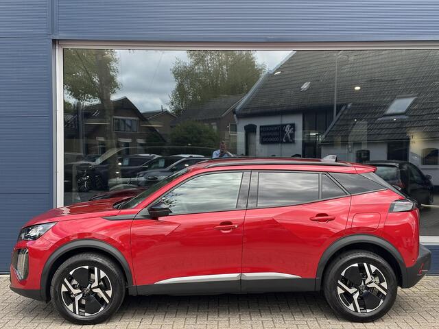 Peugeot 2008 1.2 Hybrid 145 PK Allure | 2025 Auto | Hybride Elektrisch rijden met Automaat | Parkeercamera 360 graden | Stoelverwarming | LED Verlichting | Navigatie via Telefoon | 17" Lichtmetalen Velgen | Cruise & Climate Control | Dode Hoek Bewaking |