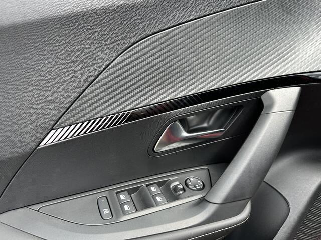 Peugeot 2008 1.2 Hybrid 145 PK Allure | 2025 Auto | Hybride Elektrisch rijden met Automaat | Parkeercamera 360 graden | Stoelverwarming | LED Verlichting | Navigatie via Telefoon | 17" Lichtmetalen Velgen | Cruise & Climate Control | Dode Hoek Bewaking |