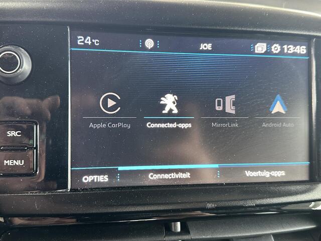 Peugeot 2008 1.2 PureTech Signature 51050 km NAP | Carplay | PDC | Navi | Cruise.