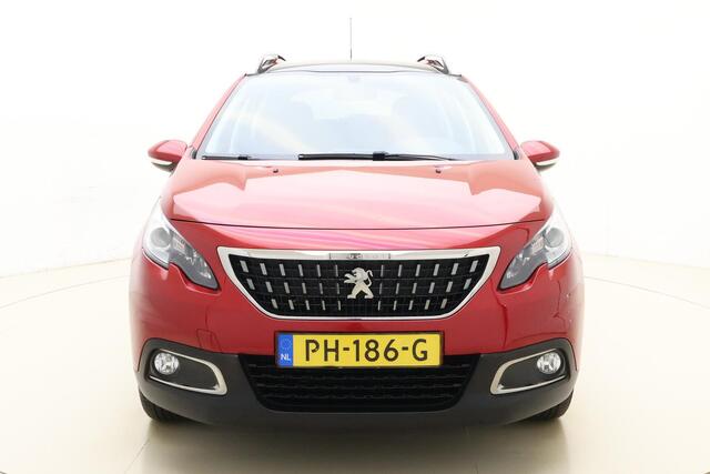 Peugeot 2008 1.2 110pk Blue Lion | Trekhaak | Panorama dak | Airco | Cruise Control | Elektrische ramen | Navigatie | Radio / Bluetooth