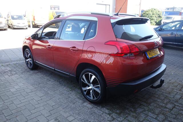Peugeot 2008 1.2 Turbo 111pk Urban Cross