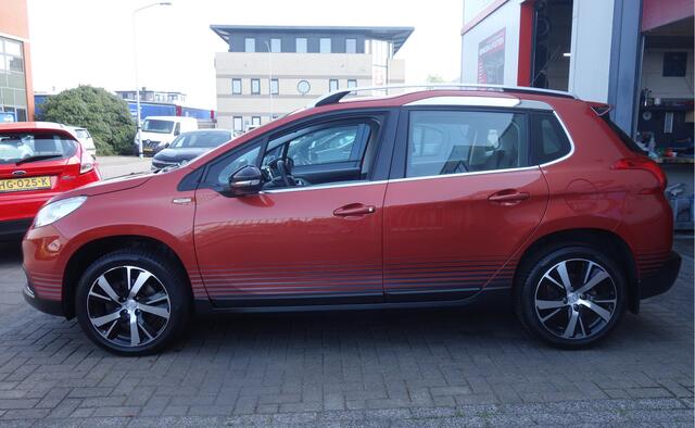 Peugeot 2008 1.2 Turbo 111pk Urban Cross