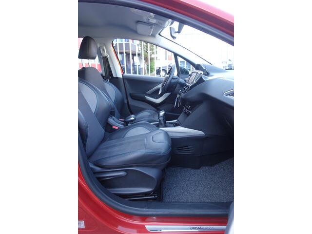 Peugeot 2008 1.2 Turbo 111pk Urban Cross