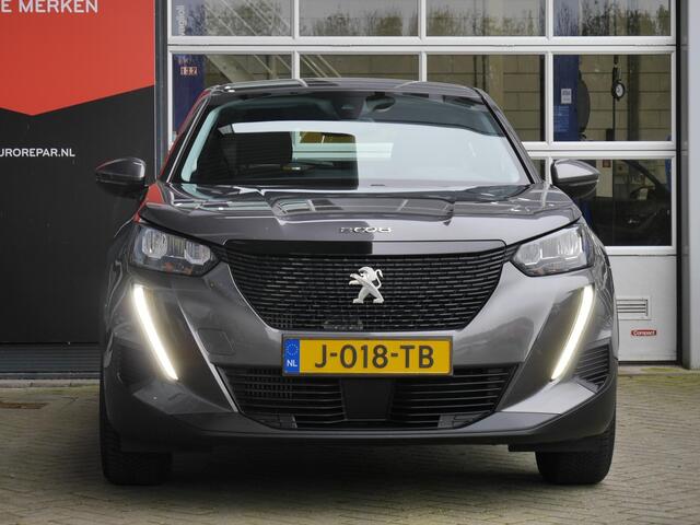 Peugeot 2008 1.2 130PK Automaat Active | Parkeersensoren achter | Navigatie | Lichtmetalen velgen | Led verlichting | Airco | Cruise control | Apple carplay & Android auto