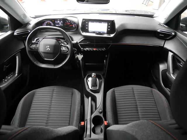 Peugeot 2008 1.2 130PK Automaat Active | Parkeersensoren achter | Navigatie | Lichtmetalen velgen | Led verlichting | Airco | Cruise control | Apple carplay & Android auto
