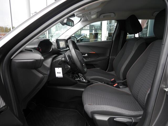 Peugeot 2008 1.2 130PK Automaat Active | Parkeersensoren achter | Navigatie | Lichtmetalen velgen | Led verlichting | Airco | Cruise control | Apple carplay & Android auto