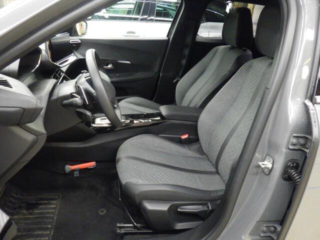 Peugeot 2008 1.2 PureTech 130 Allure Navi/Camera/Automaat/Apple Carplay/GEEN AFLEVERKOSTEN