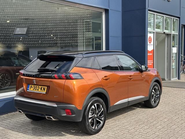 Peugeot 2008 1.2 Turbo 130PK GT | Lage Km stand: 35000 | Automaat | Navigatie | Climate Control | LED Verlichting | Stoelverwarming | Parkeersensoren | Camera | Luxe Uitvoering | Zwart Dak.