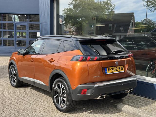 Peugeot 2008 1.2 Turbo 130PK GT | Lage Km stand: 35000 | Automaat | Navigatie | Climate Control | LED Verlichting | Stoelverwarming | Parkeersensoren | Camera | Luxe Uitvoering | Zwart Dak.