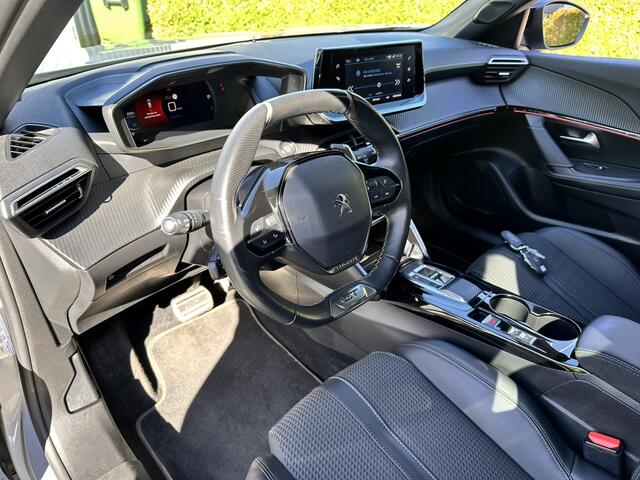 Peugeot 2008 1.2 PureTech GT
