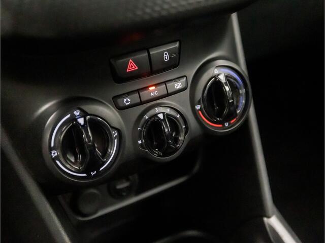 Peugeot 2008 1.2 PureTech Sport (NAVIGATIE, CRUISE, PARKEERSENSOREN, TREKHAAK, SPORTSTOELEN, ELEK PAKKET, XENON, NIEUWSTAAT)