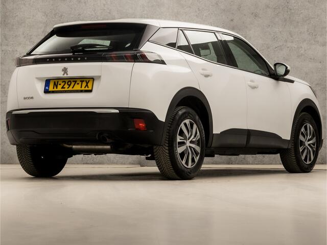Peugeot 2008 1.2 PureTech Sport (APPLE CARPLAY, LANE ASSIST, SPORTSTOELEN, PARKEERSENSOREN, CRUISE, DAB+, NIEUWE APK, NIEUWSTAAT)