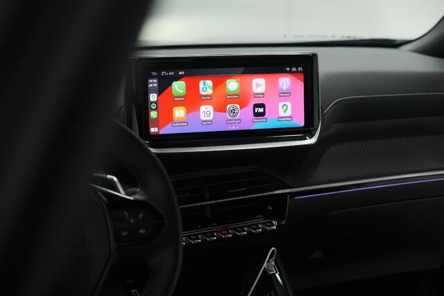 Peugeot 2008 PureTech 130 EAT8 GT | 360 Camera | Adaptieve Cruise Control | Dodehoekdetectie | Apple Carplay