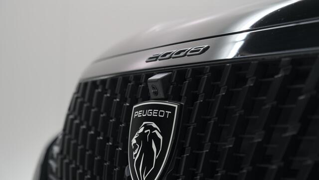 Peugeot 2008 PureTech 130 EAT8 GT | 360 Camera | Adaptieve Cruise Control | Dodehoekdetectie | Apple Carplay