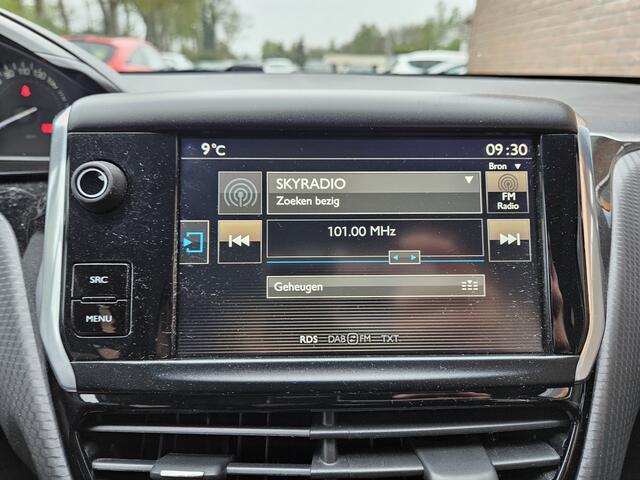 Peugeot 2008 1.2 PureTech Blue Lion