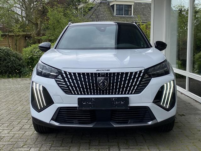 Peugeot 2008 1.2 PureTech 130 GT Alcantara pakket | Stoelverwarming met massage functie | Navigatie | Climate & Cruise control | Camera V+A |