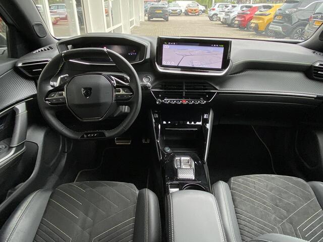 Peugeot 2008 1.2 PureTech 130 GT Alcantara pakket | Stoelverwarming met massage functie | Navigatie | Climate & Cruise control | Camera V+A |