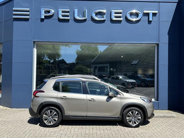 Peugeot 2008 1.2 Turbo 110 PK Allure | Volledig dealer onderhouden | Navigatie | Trekhaak 1250 KG | Hoge Zitpositie | Parkeersensoren | Climate Control | Cruise Control | 16" Lichtmetalen Velgen | Dakrails |