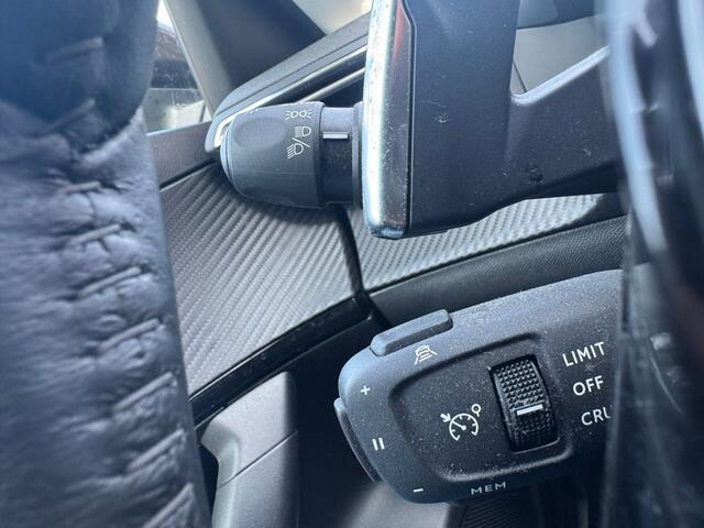 Peugeot 2008 1.2 PureTech Allure Pack