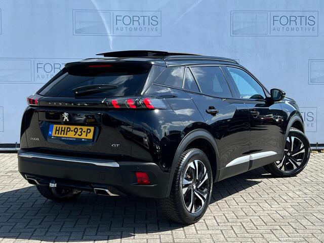 Peugeot 2008 1.2 PureTech GT Pack PANO | CAMERA | TREKHAAK | CARPLAY |