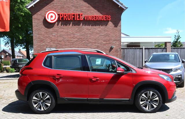Peugeot 2008 110 Pk Benzine * Luxe Allure * * Trekhaak * Navigatie * Panoramadak * 1/2 Lederen Interieur * Lichtmetalen Velgen * Automatisch Inparkeersysteem * Climate & Cruise Control * Vingerhoets; Vierde Generatie Eersteklas Service !