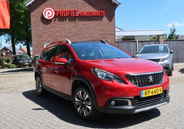 Peugeot 2008 110 Pk Benzine * Luxe Allure * * Trekhaak * Navigatie * Panoramadak * 1/2 Lederen Interieur * Lichtmetalen Velgen * Automatisch Inparkeersysteem * Climate & Cruise Control * Vingerhoets; Vierde Generatie Eersteklas Service !